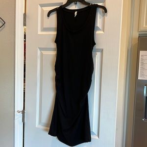 Pink blush all black fitted soft maternity dress! Fits like a M/L